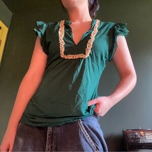 Emerald Green white lace Large Intuitions blouse V neck with ruffle sleeves